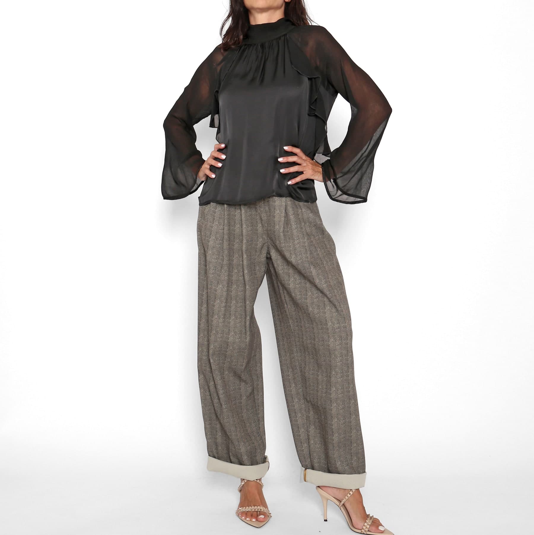 Blusa Volantes Negra — foto 2